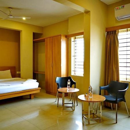 Samasth Rooms And Suits Mysore Extérieur photo