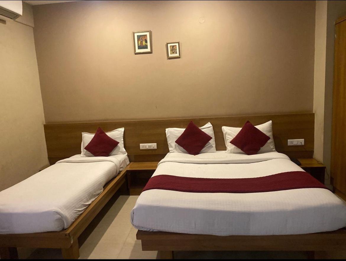 Samasth Rooms And Suits Mysore Extérieur photo