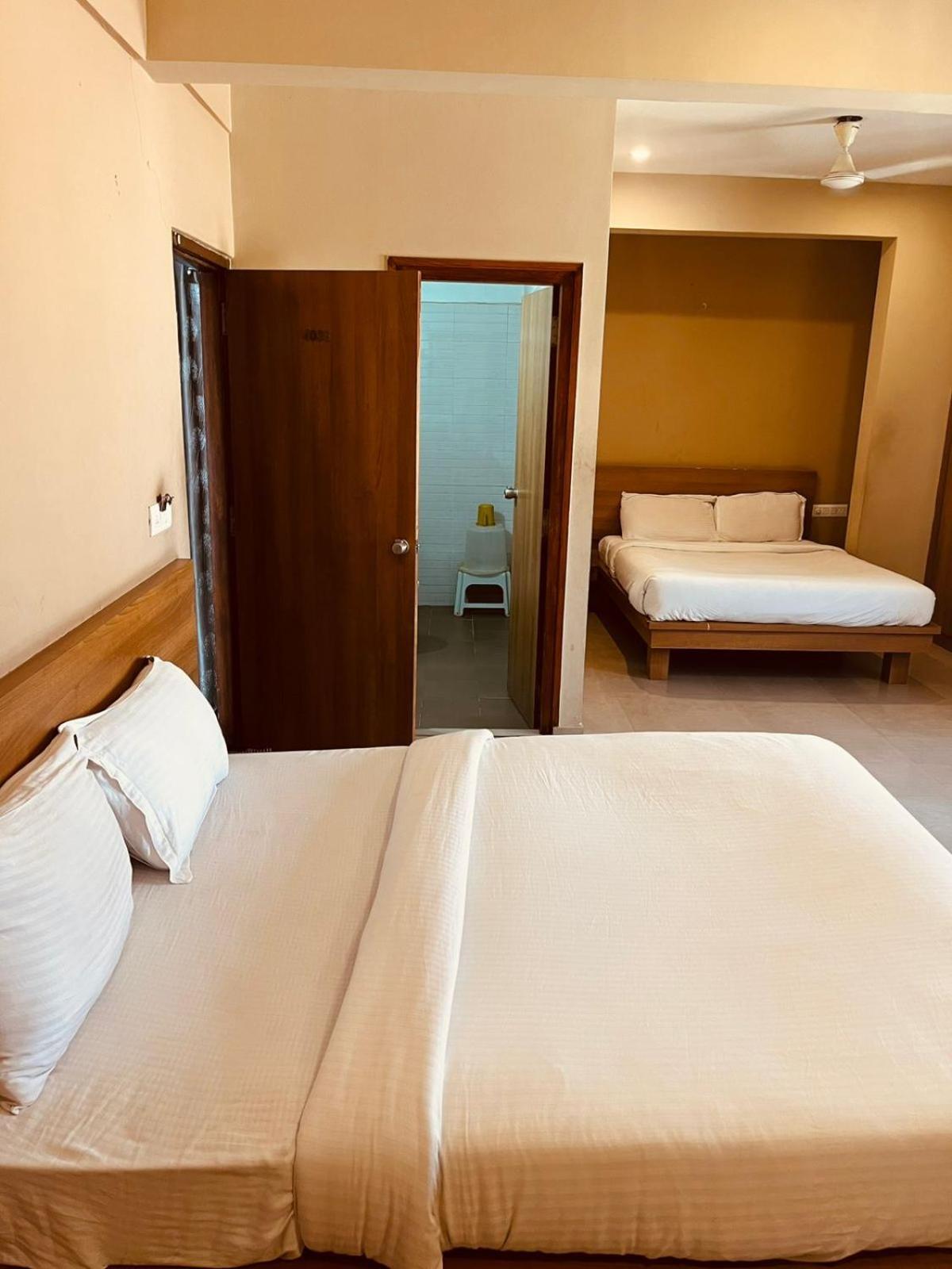 Samasth Rooms And Suits Mysore Extérieur photo