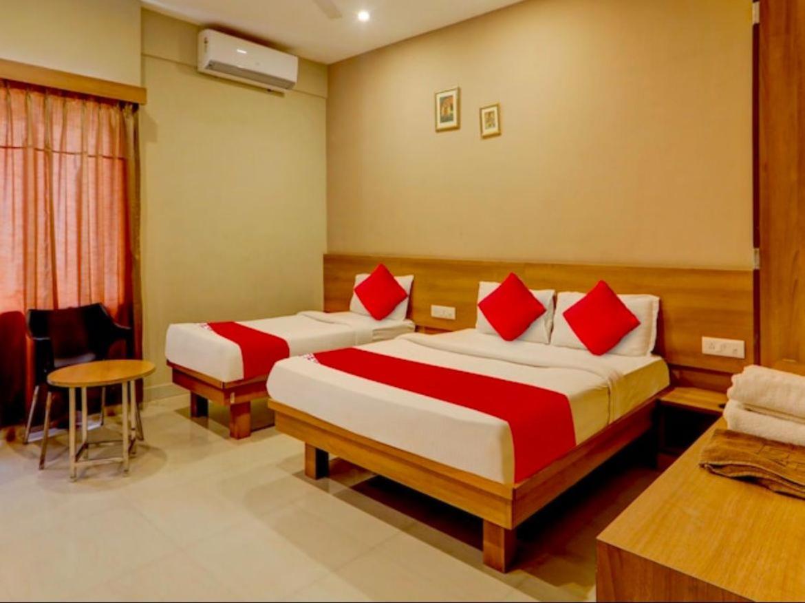 Samasth Rooms And Suits Mysore Extérieur photo
