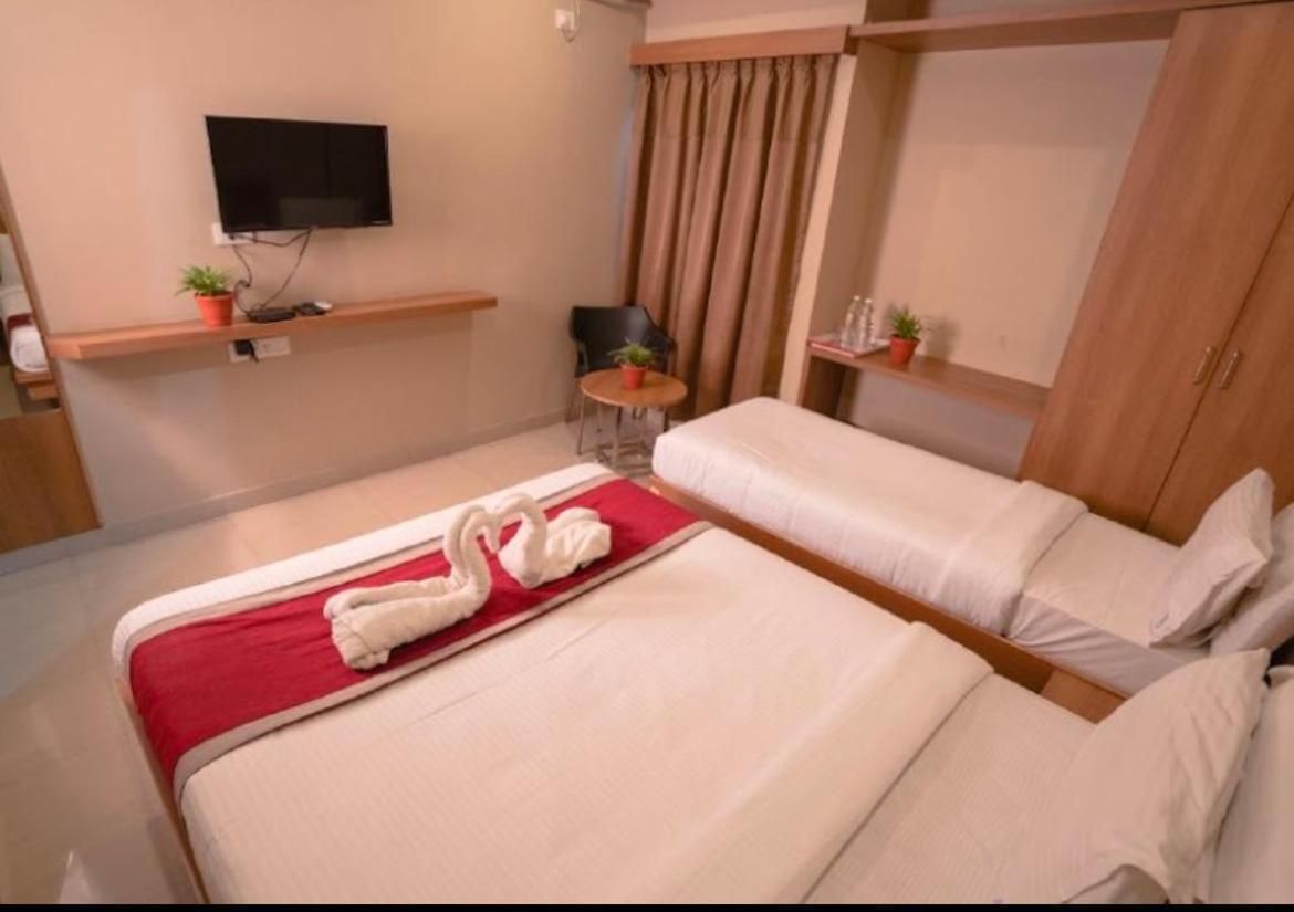 Samasth Rooms And Suits Mysore Extérieur photo