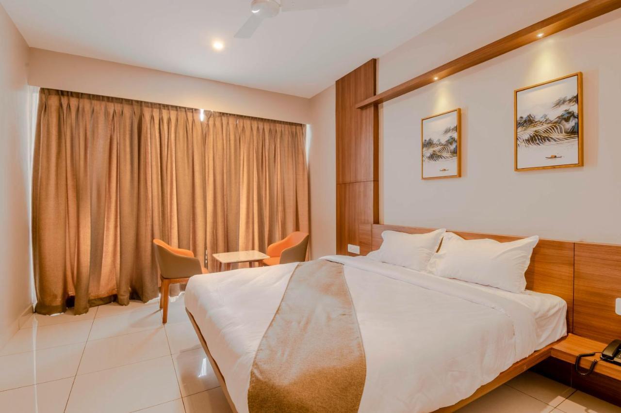 Samasth Rooms And Suits Mysore Extérieur photo